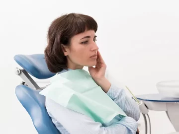 What-to-Do-If-You-Knock-Out-a-Tooth